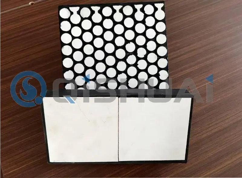 సిరామిక్ రబ్బర్ ఎంబెడెడ్ స్టీల్ లైనర్లు: బల్క్ మెటీరియల్ రవాణా కోసం ప్రీమియం వేర్-రెసిస్టెంట్ సొల్యూషన్
